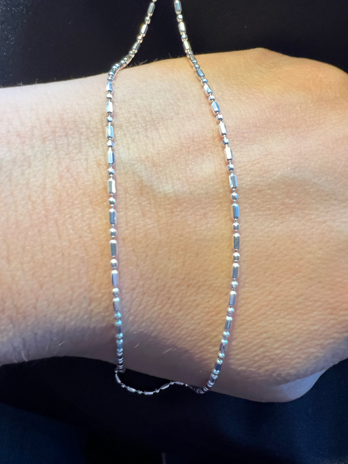 Dot and rod Necklace
