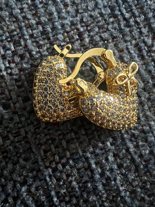 Heart Shaped Clasp Earrings