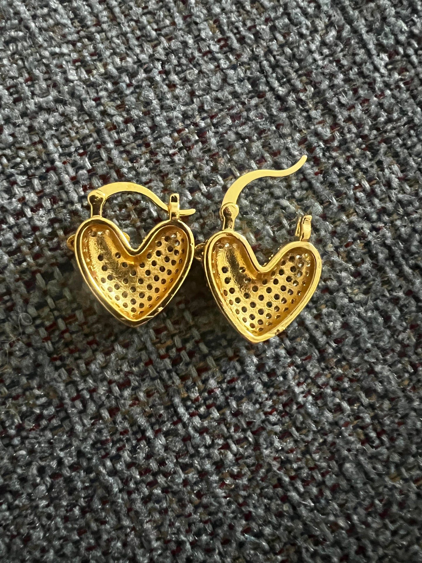 Heart Shaped Clasp Earrings