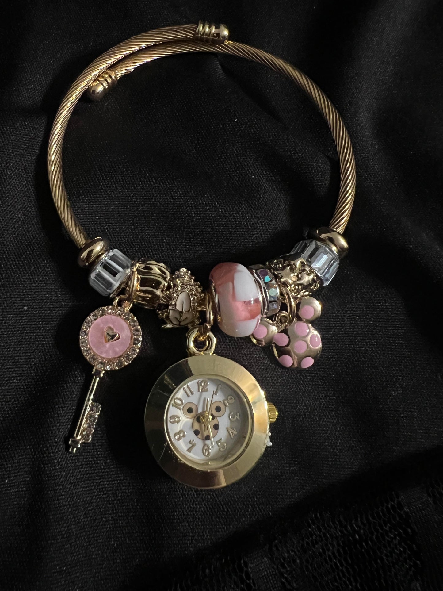 Key Dangle Charms Bracelet