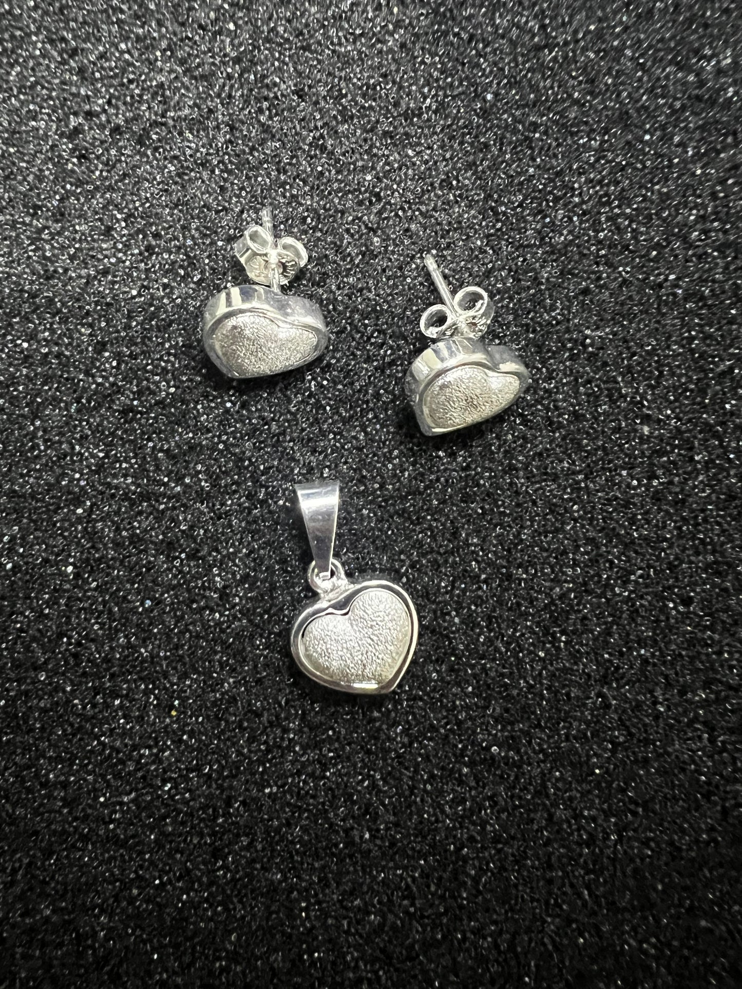Silver Hearts Pendant Set