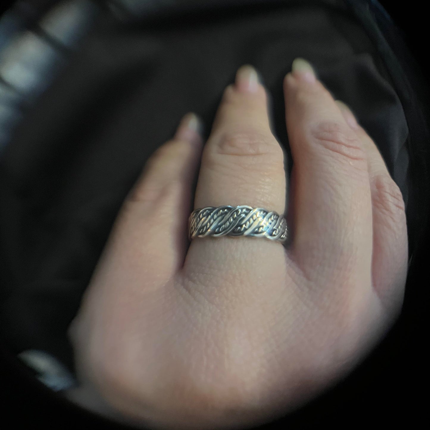 Criss Cross Knot Ring